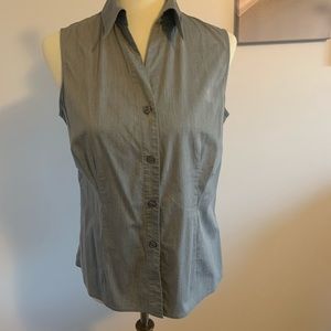 Perfect condition sleeveless blouse in gray Heather